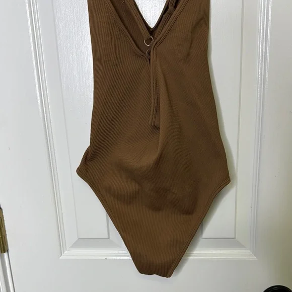 Brown Bodysuit with Plunging V-Neck and High-Cut Legs NWOT - Picture 5 of 5